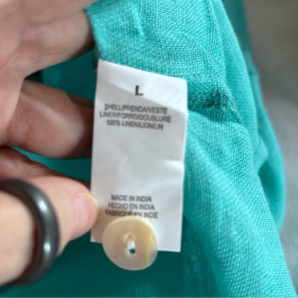 NWT Vitamin A Size Large Blue Top Button Front Aqua Linen Mother of Pearl Button - Picture 6 of 7